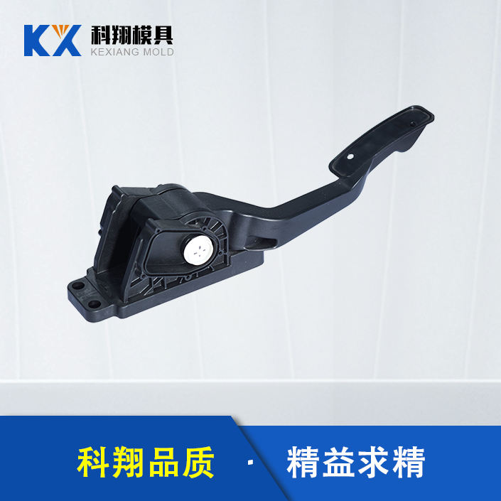 塑膠模具是什么？塑膠模具對(duì)比塑料模具有什么區(qū)別？